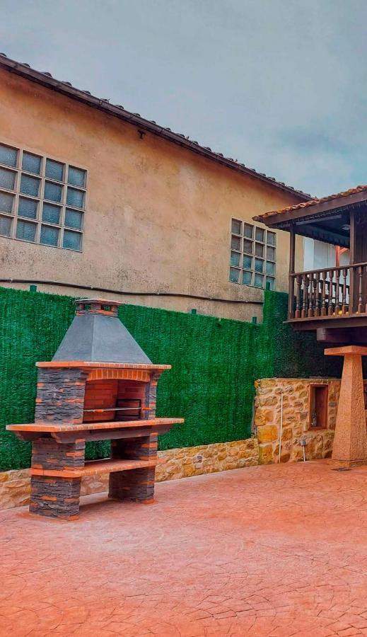 Los Campos Vivienda Vacacional Onís 外观 照片